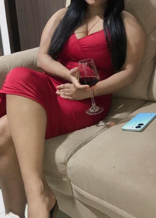 call girls service in Raipur